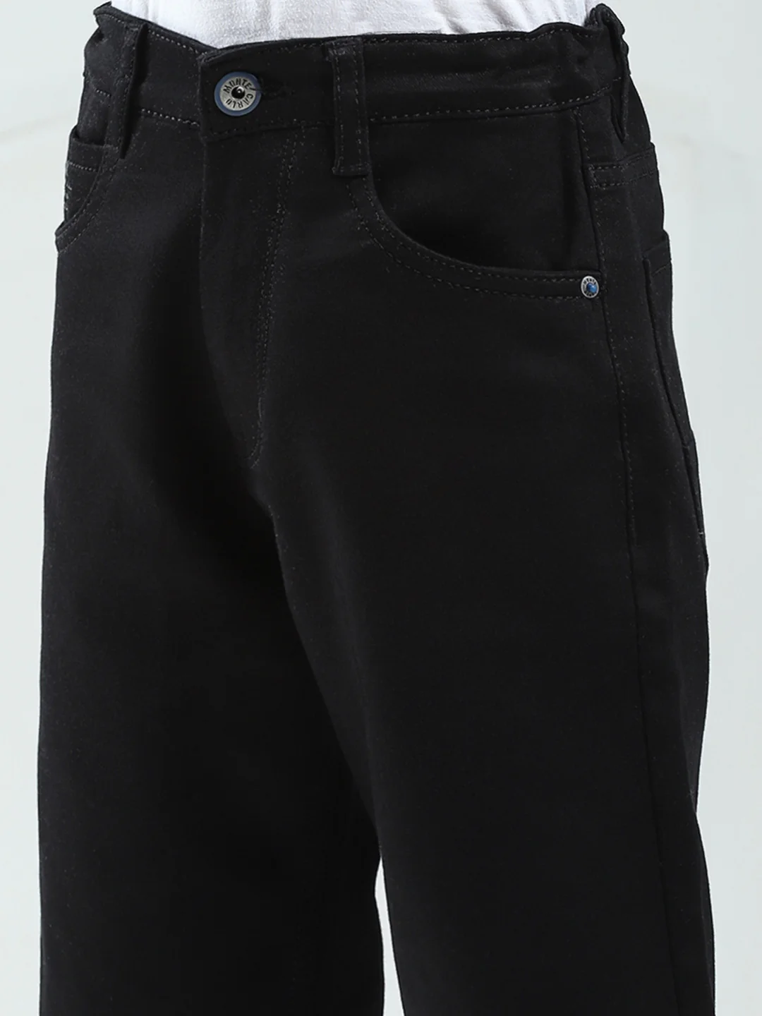 Boys Black Solid Regular Fit Shorts - Image 6