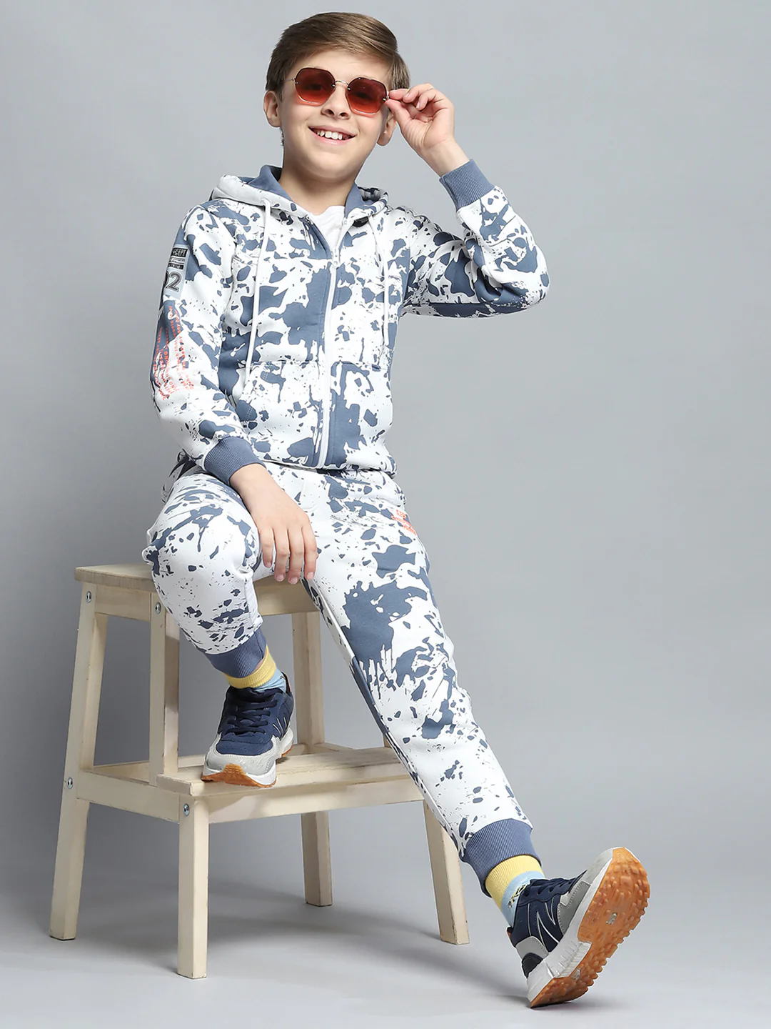 Boys Blue Printed Hooded Full Sleeve Tracksuit - Image 2