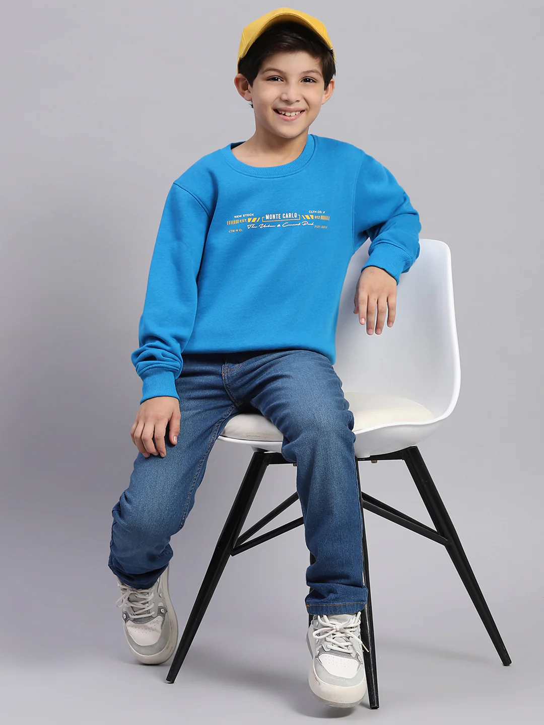 Boys Blue Printed Round Neck Full Sleeve Sweatshirt - Image 2
