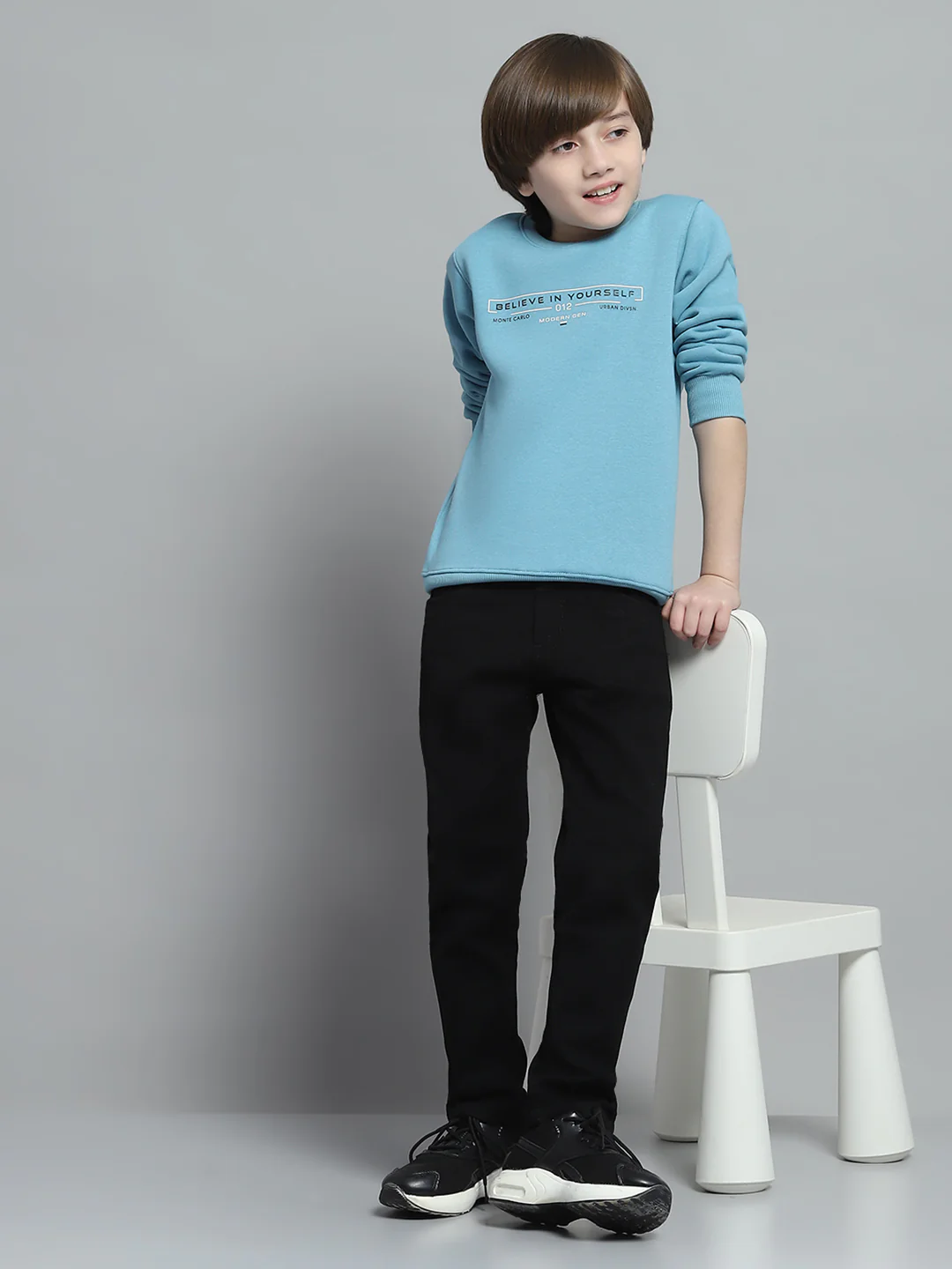 Boys Blue Printed Round Neck Full Sleeve Sweatshirt - Image 2