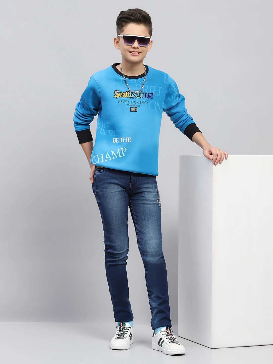 Boys Blue Printed Round Neck Full Sleeve Sweatshirt - Image 2