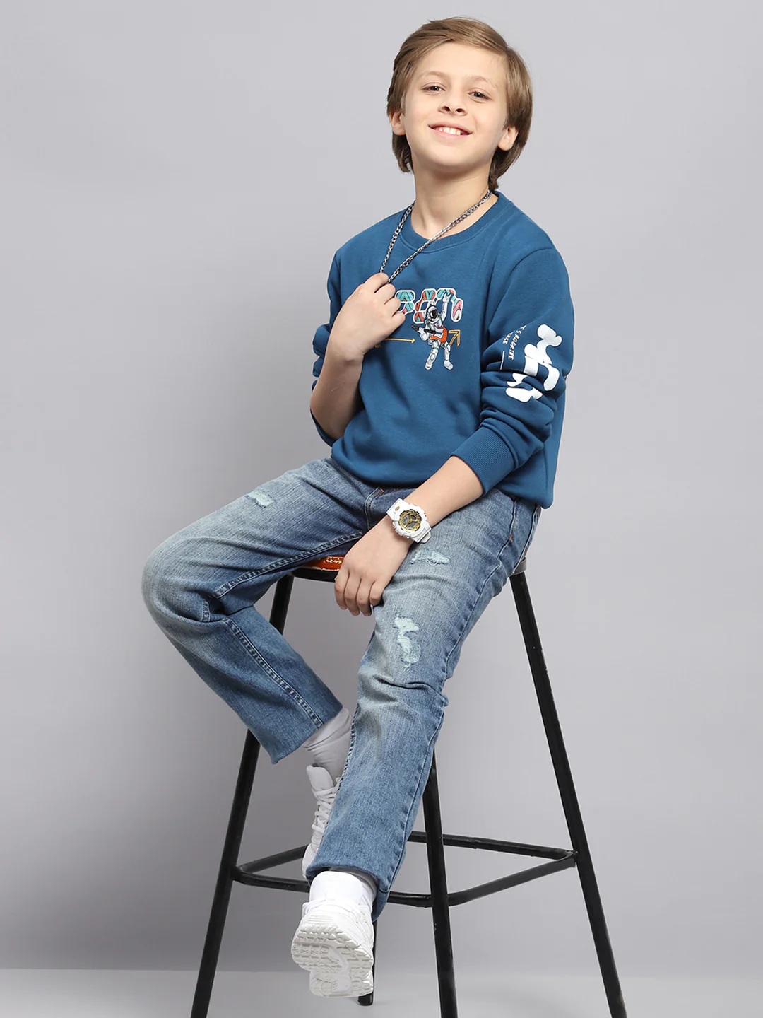 Boys Blue Printed Round Neck Full Sleeve Sweatshirt - Image 2