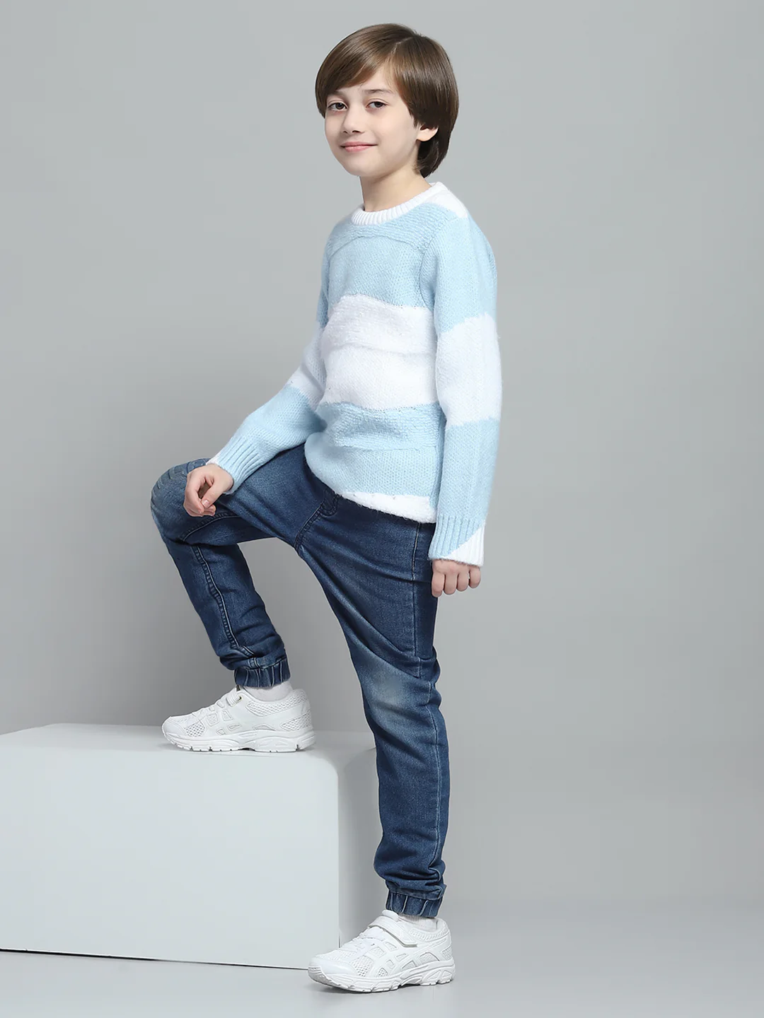 Boys Blue Self Design Round Neck Full Sleeve Pullover - Image 2