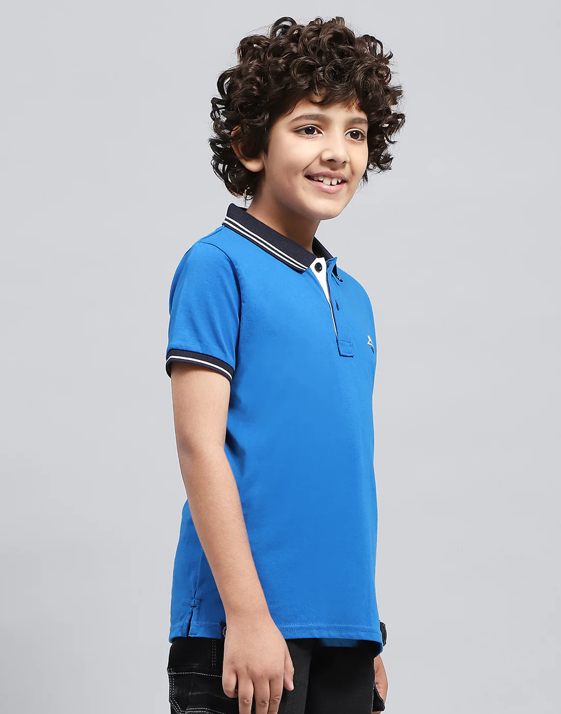 Boys Blue Solid Polo Collar Half Sleeve T-Shirt - Image 4
