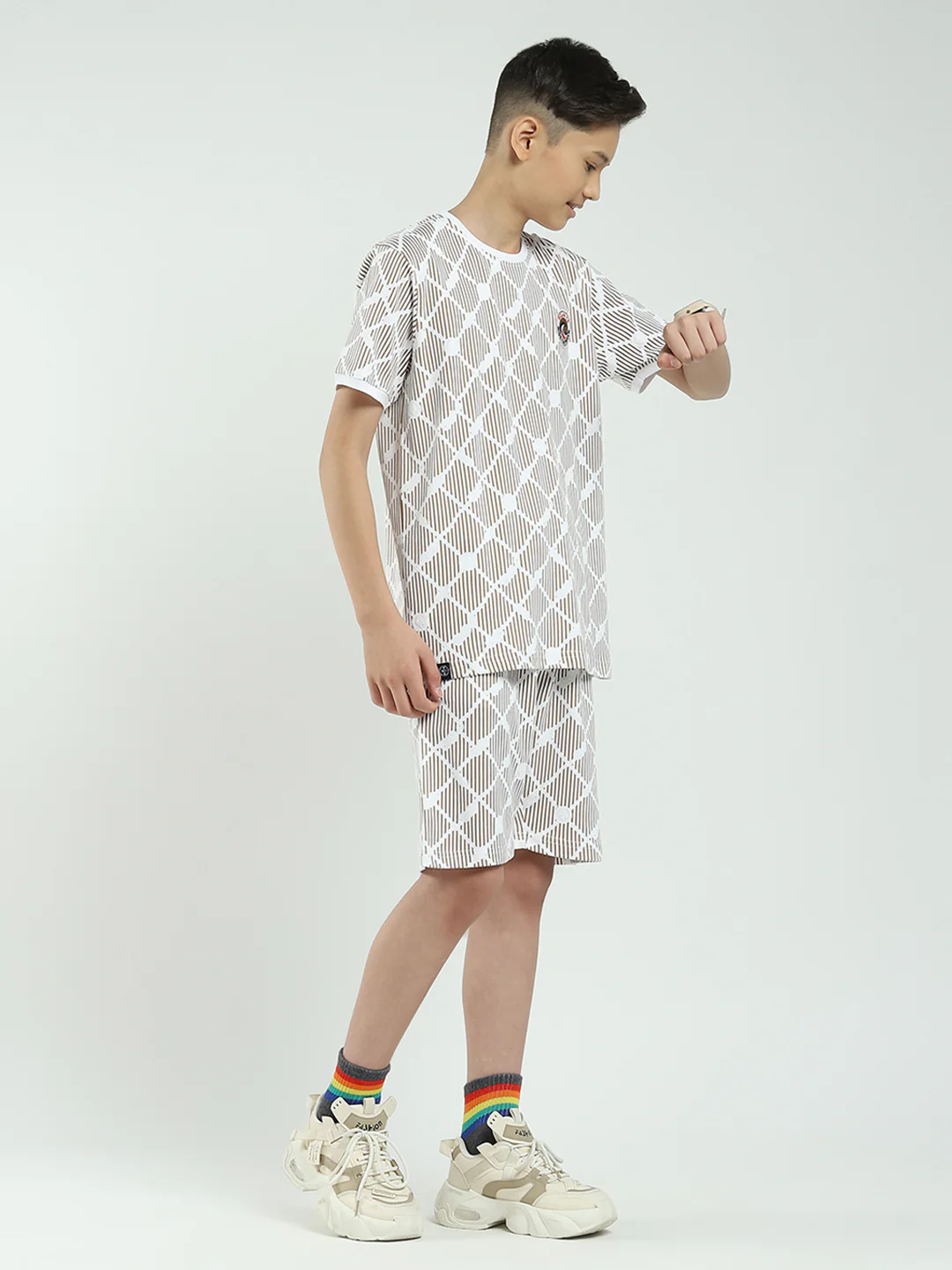 Boys Brown Printed Round Neck Half Sleeve Bermuda Set - Image 4