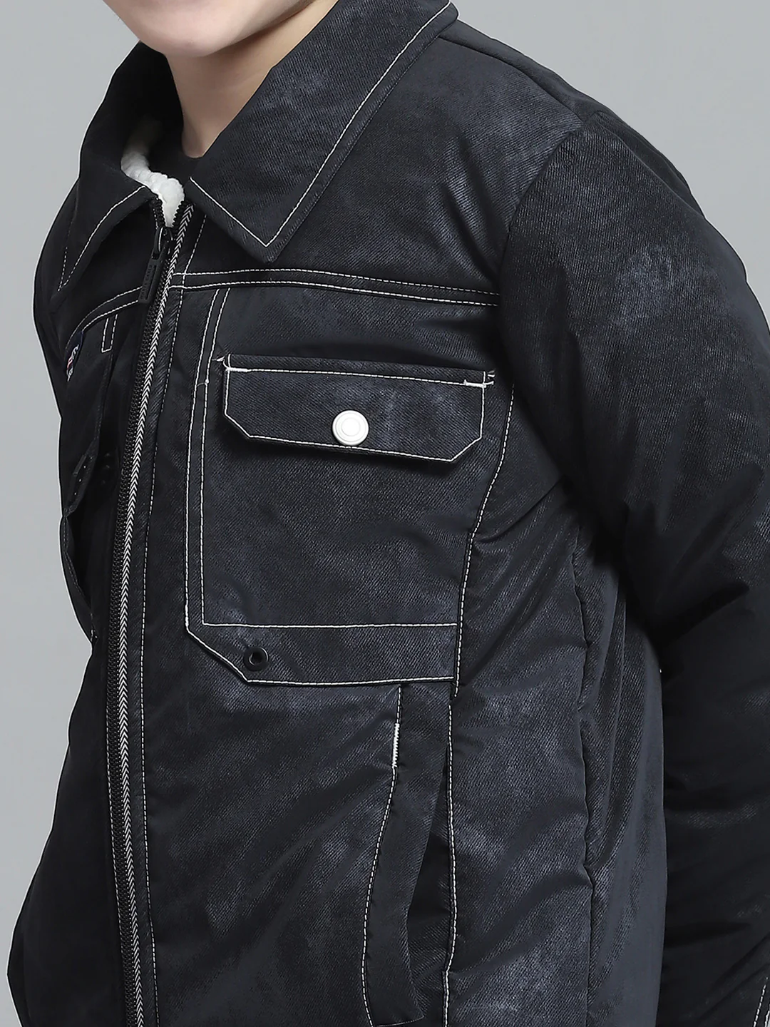 Boys Charcoal Solid Collar Full Sleeve Jacket - Image 7