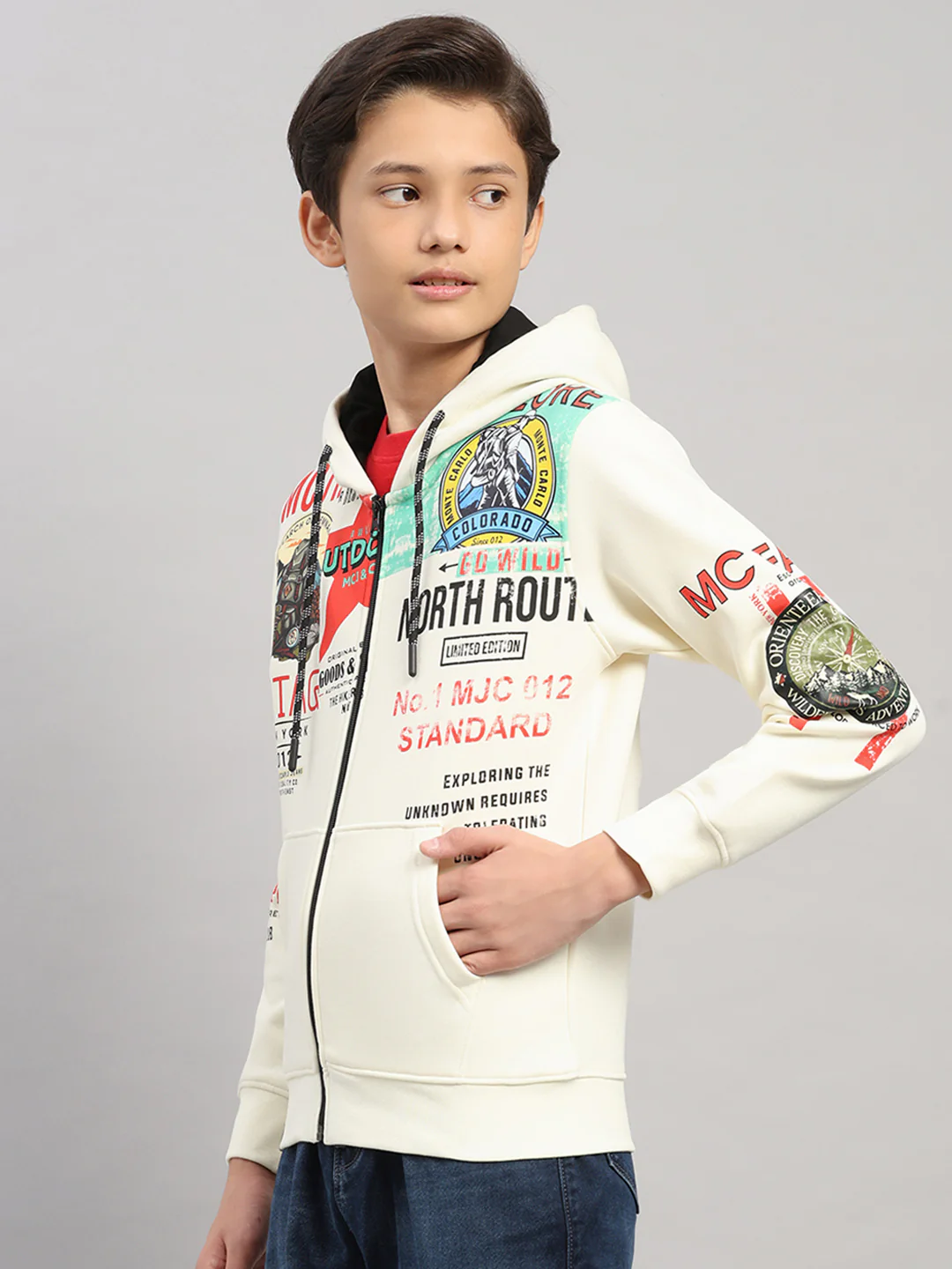 Boys Cream Printed Hooded Full Sleeve Sweatshirt - Image 3