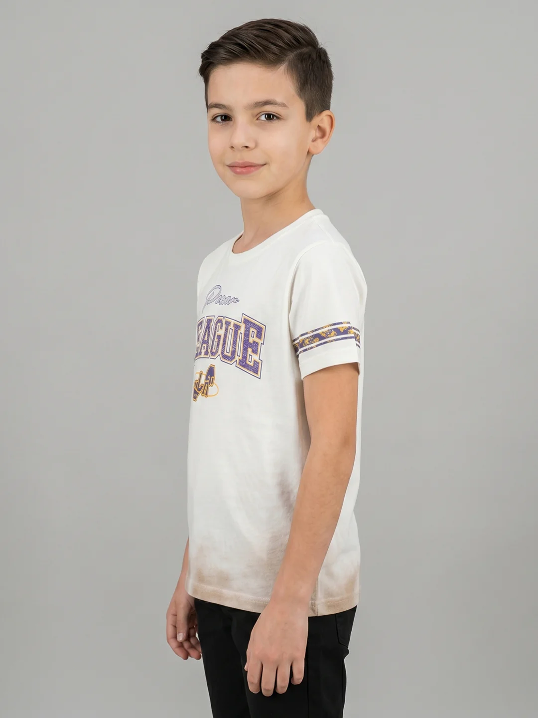 Boys Cream Printed Round Neck Half Sleeve T-Shirt - Image 5