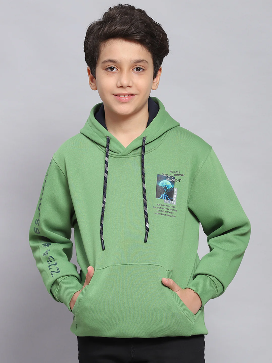 Boys Green Printed Hooded Full Sleeve Sweatshirt - Image 3