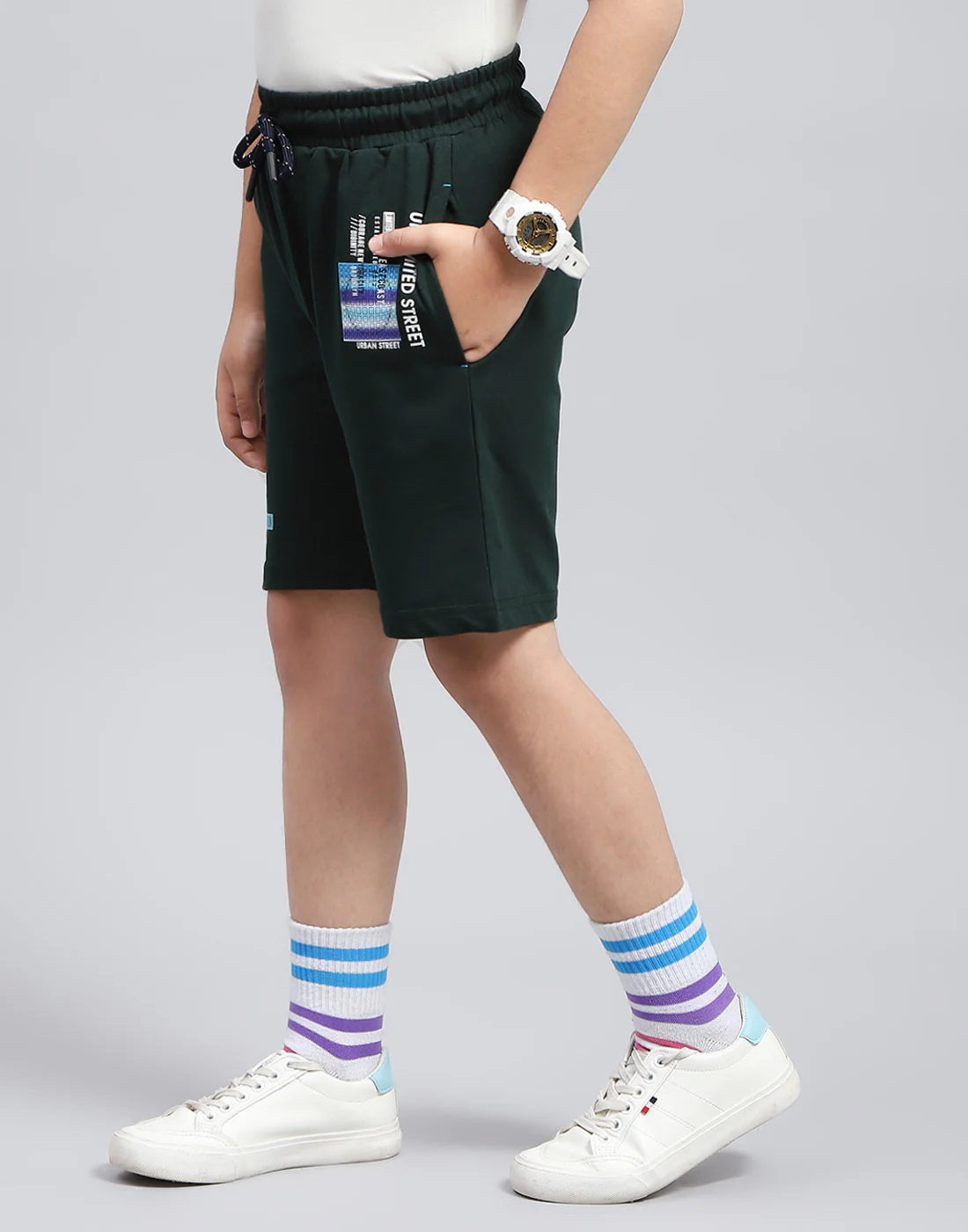 Boys Green Printed Regular Fit Bermuda - Image 4