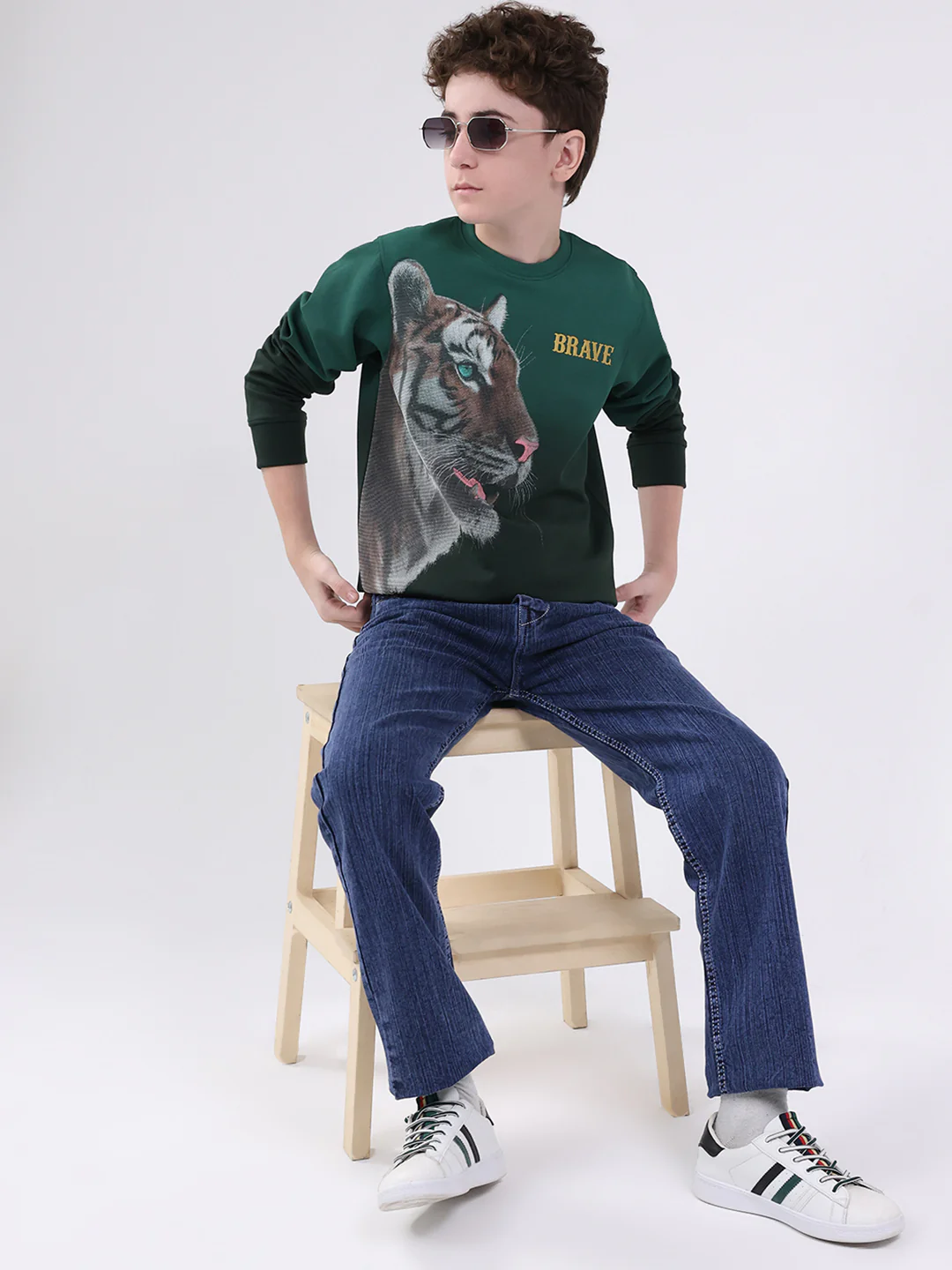Boys Green Printed Round Neck Full Sleeve Sweatshirt - Image 2