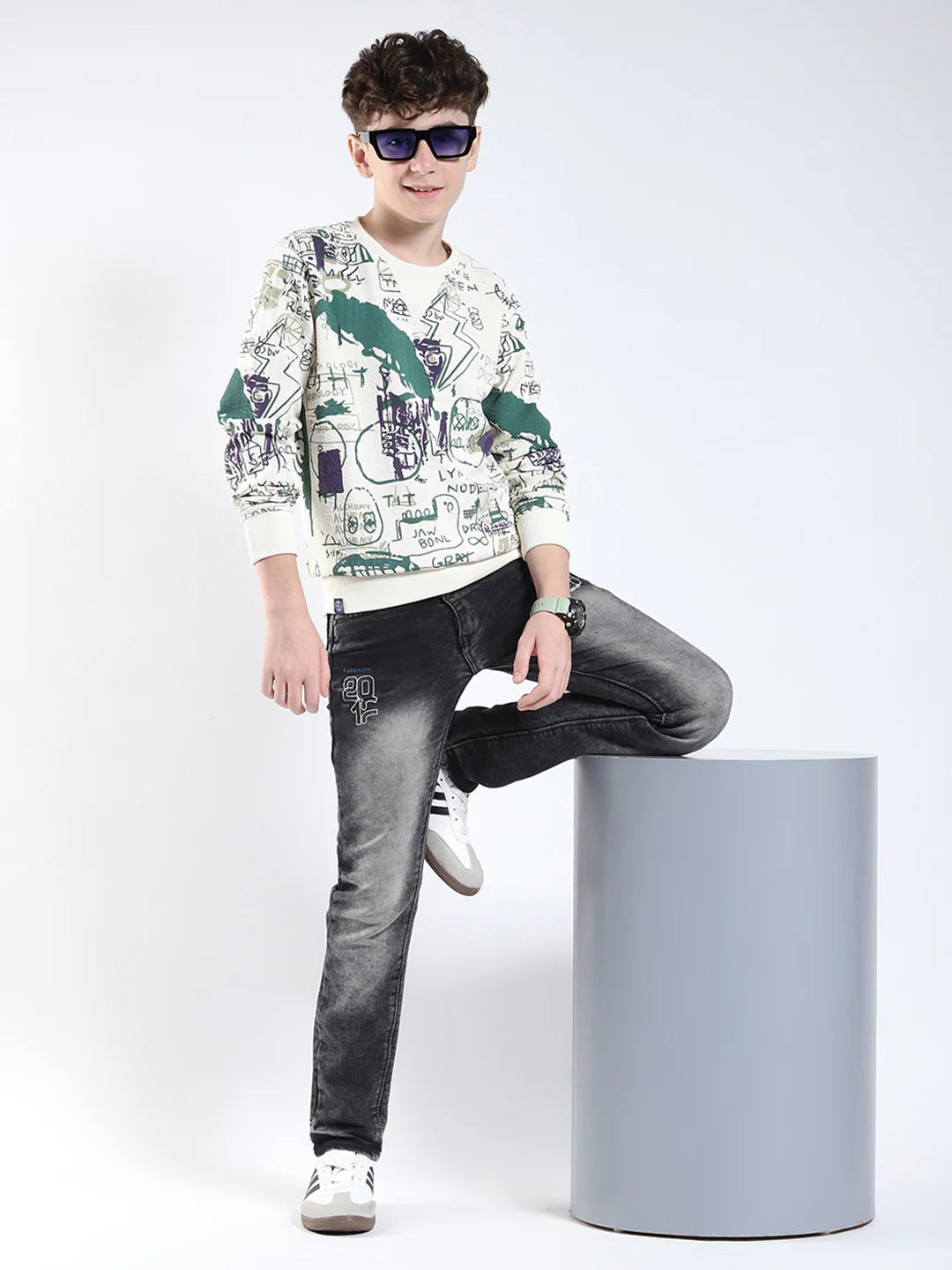 Boys Green Printed Round Neck Full Sleeve Sweatshirt - Image 2