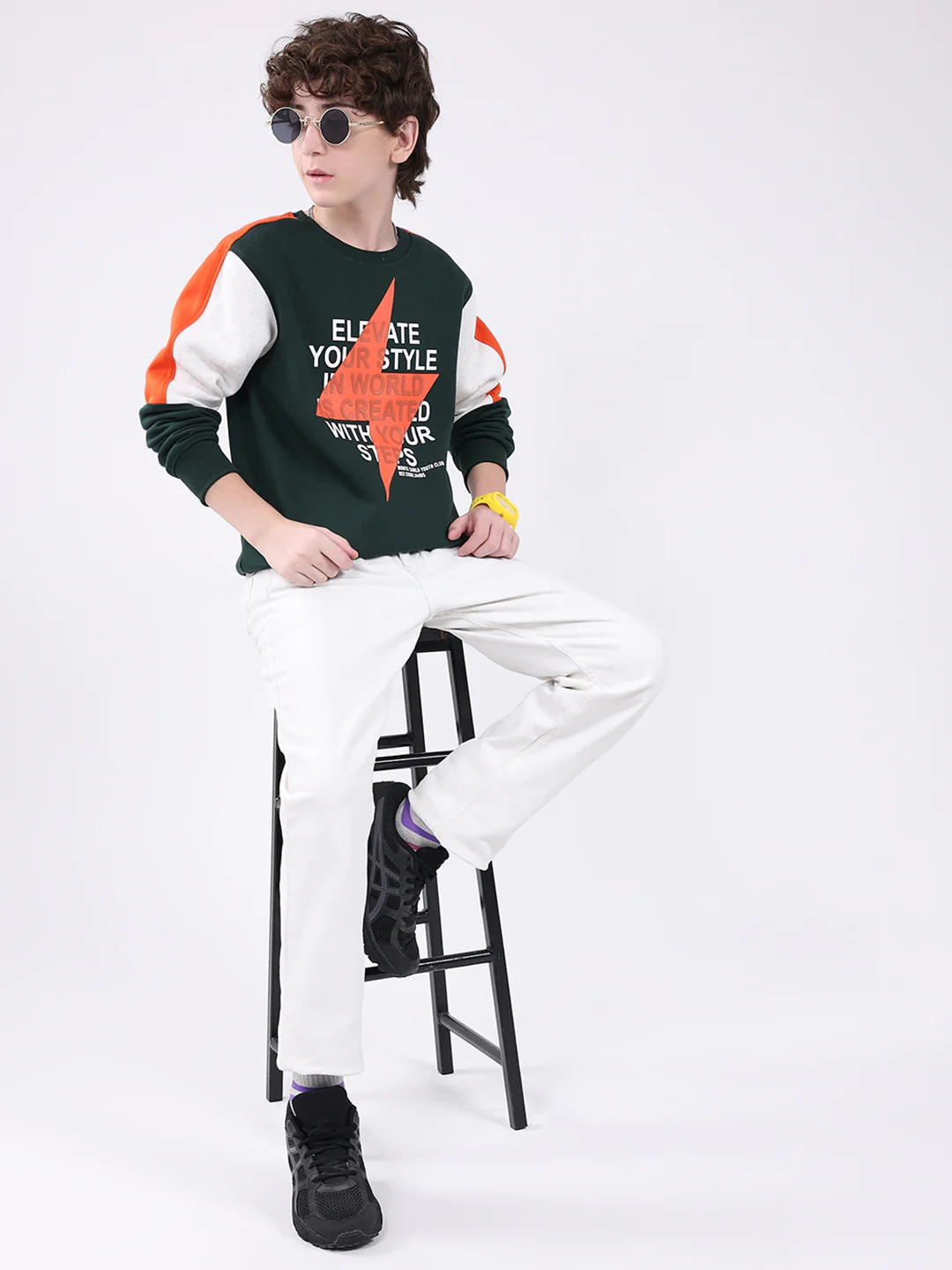 Boys Green Printed Round Neck Full Sleeve Sweatshirt - Image 2