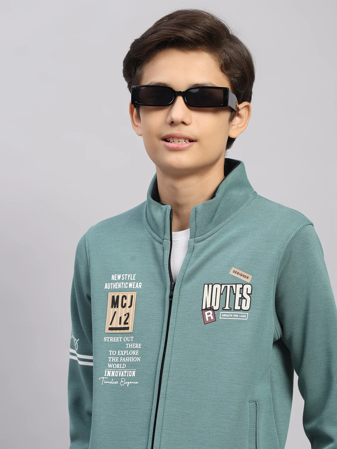 Boys Green Printed Round Neck Full Sleeve Sweatshirt - Image 7