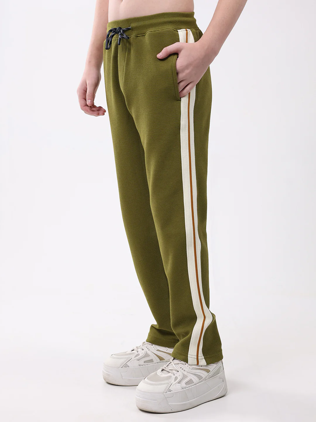 Boys Green Self Design Hooded Full Sleeve Cords Set - Image 7