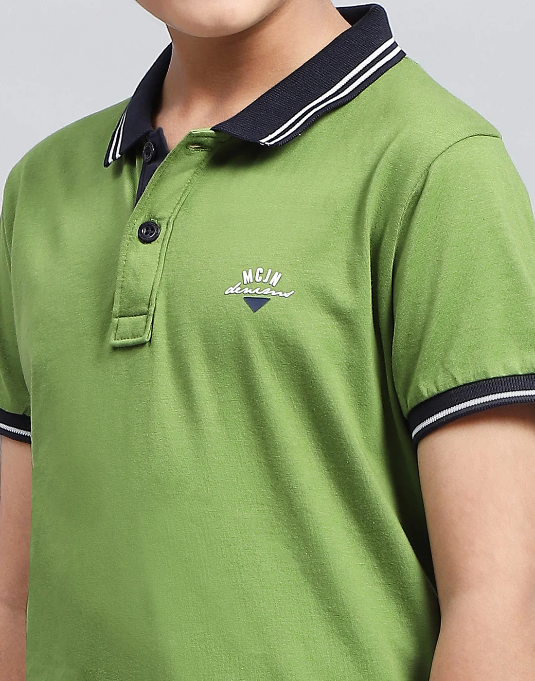 Boys Green Solid Polo Collar Half Sleeve T-Shirt - Image 6