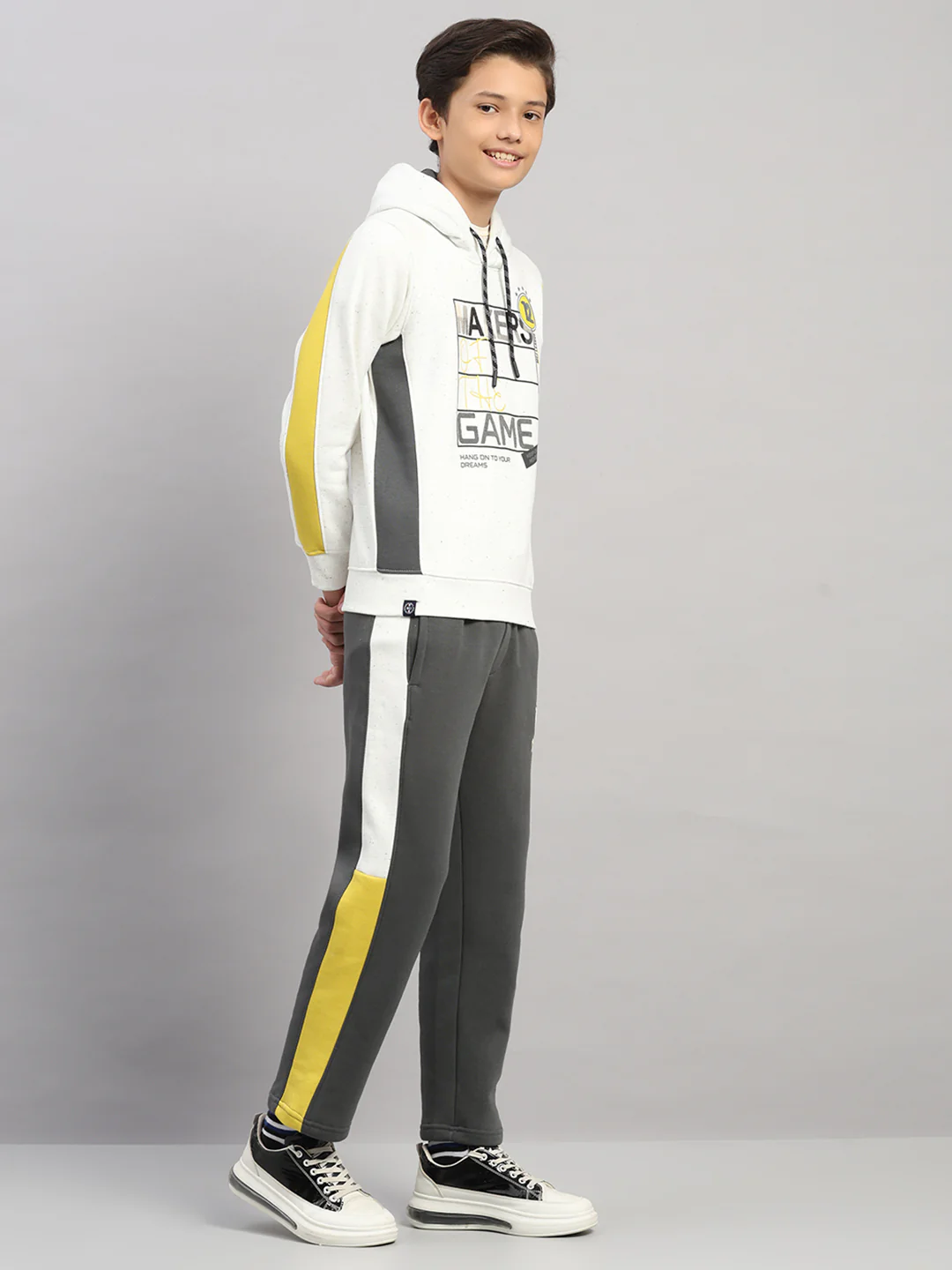 Boys Grey Printed Collar Full Sleeve Winter Tracksuit - Image 4