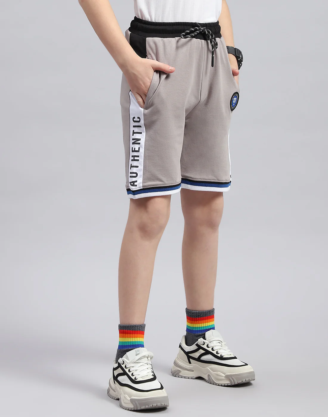 Boys Grey Printed Regular Fit Bermuda - Image 4