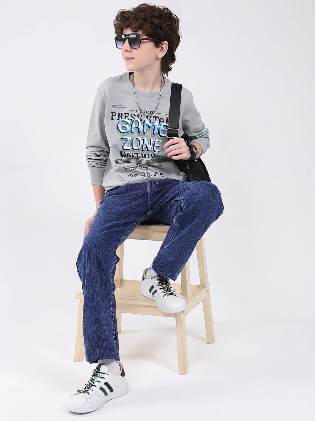 Boys Grey Printed Round Neck Full Sleeve Winter T-Shirt - Image 2