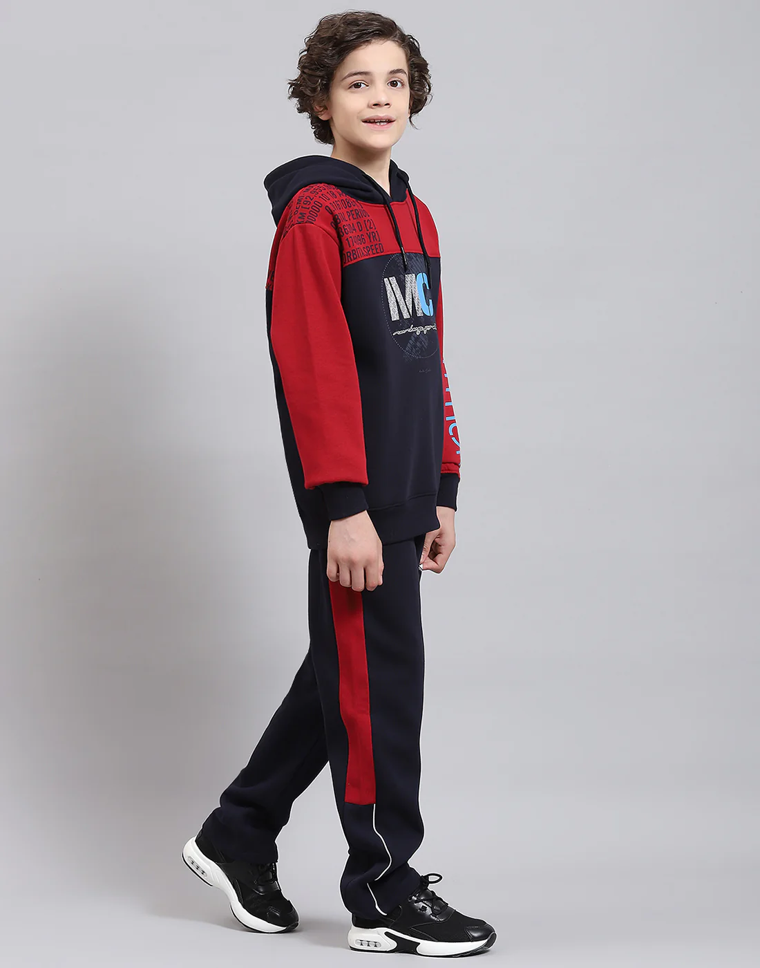 Boys Maroon & Navy Blue Printed Hooded Full Sleeve Tracksuits - Image 4