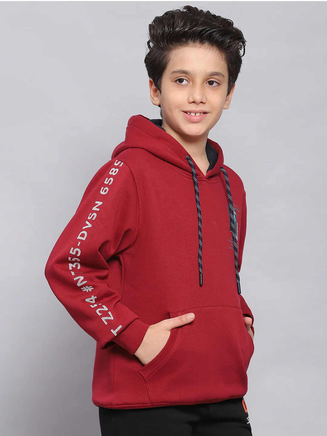 Boys Maroon Printed Hooded Full Sleeve Sweatshirt - Image 4