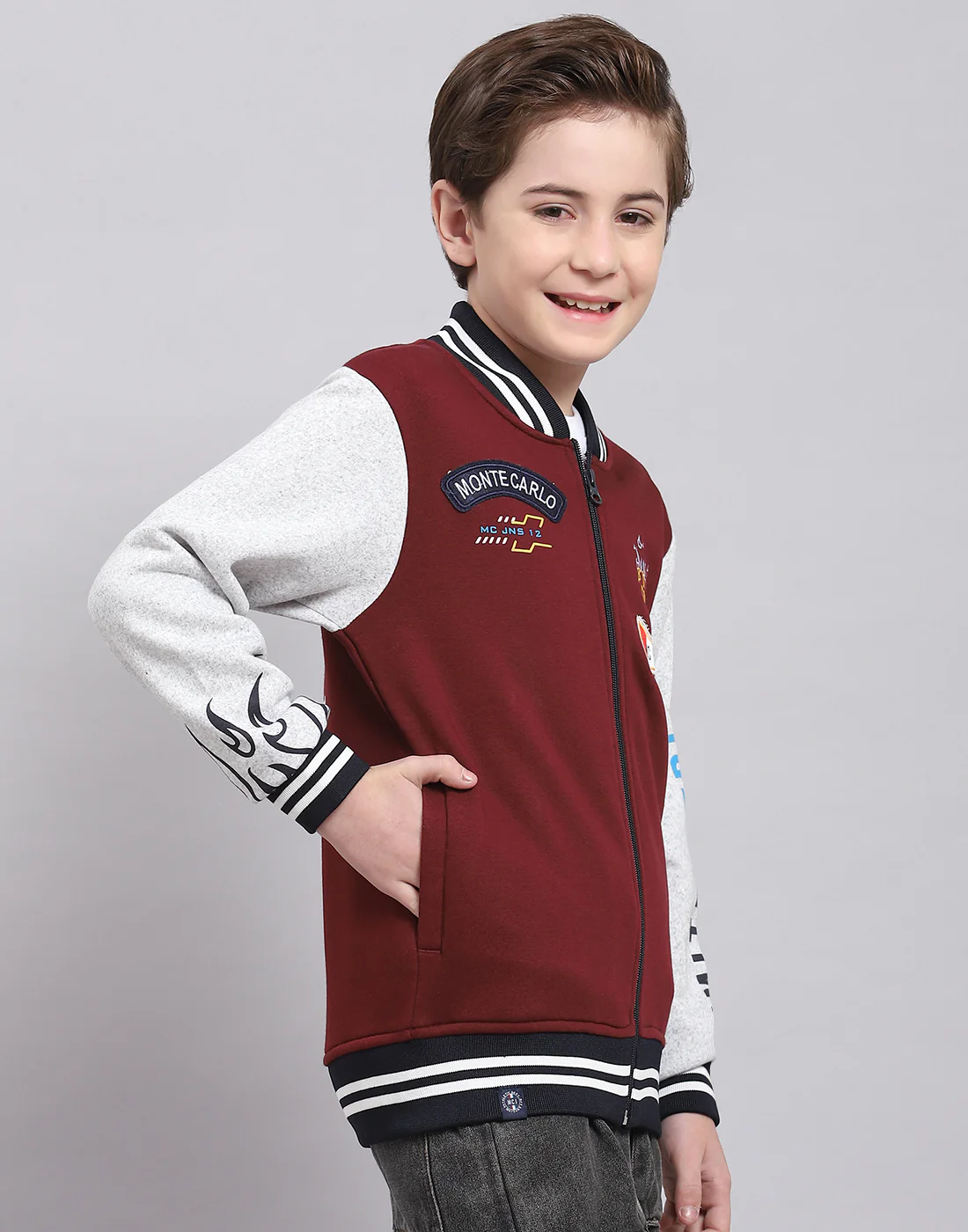 Boys Maroon Printed Mandarin Collar Full Sleeve Sweatshirt - Image 4