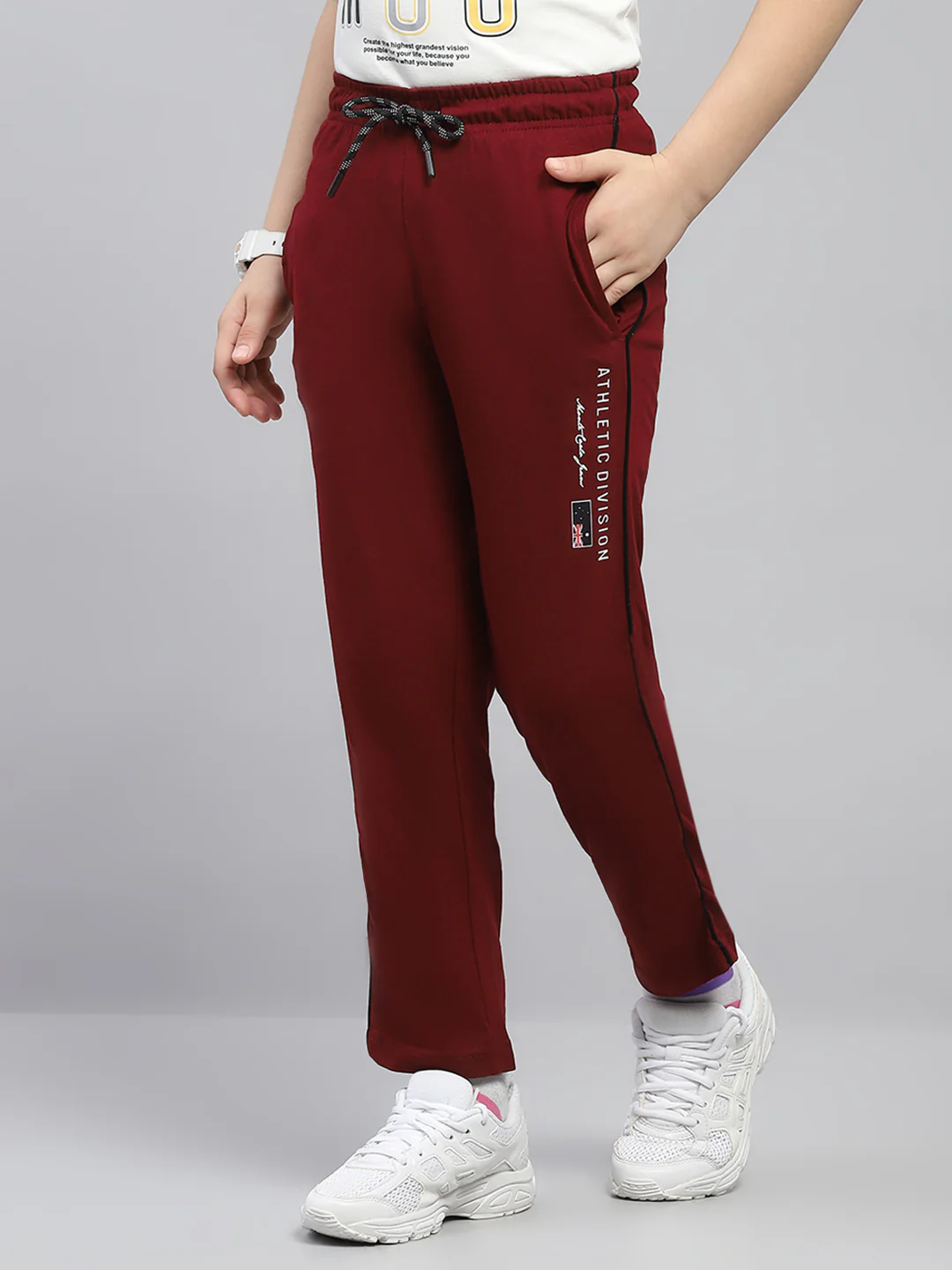Boys Maroon Printed Regular Fit Lower - Image 3