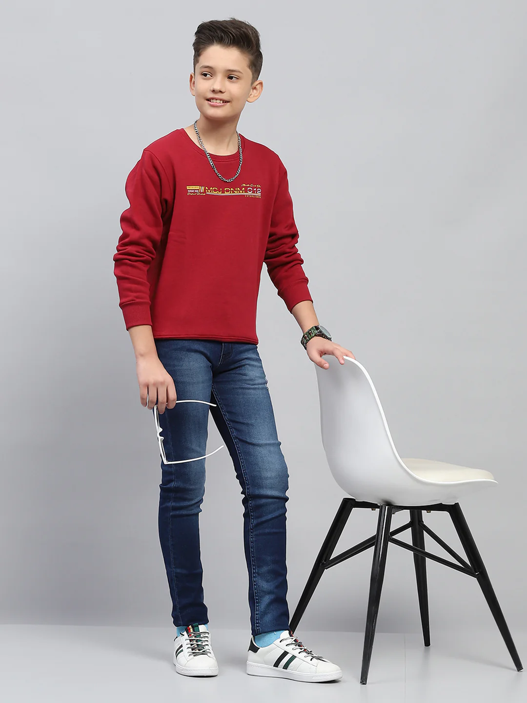 Boys Maroon Printed Round Neck Full Sleeve Sweatshirt - Image 2