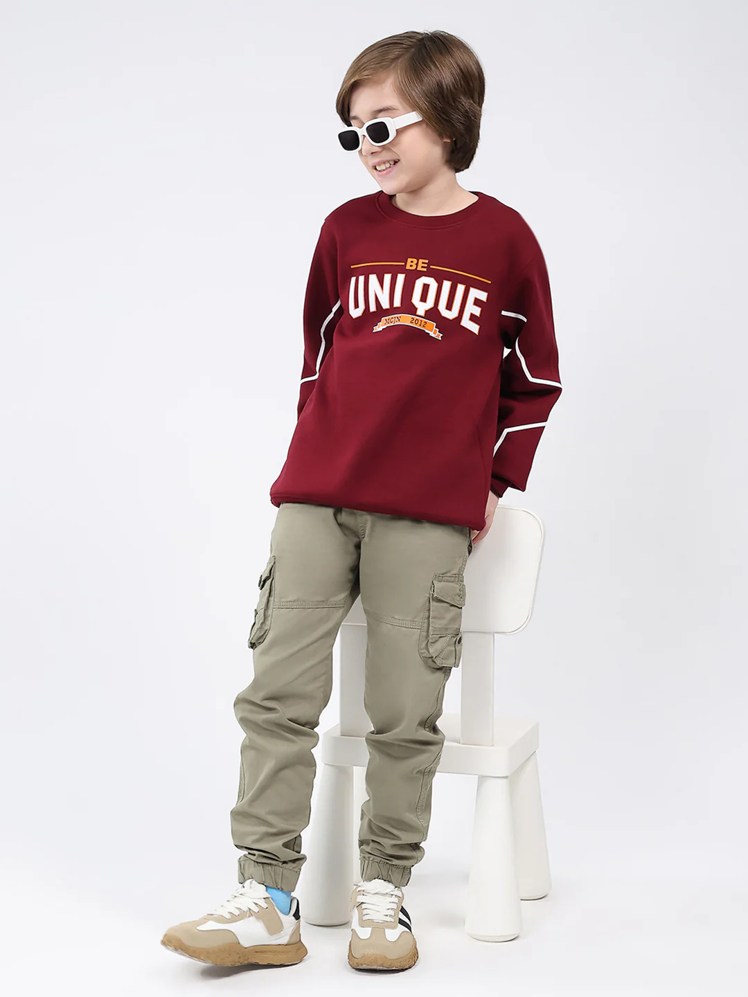 Boys Maroon Printed Round Neck Full Sleeve Sweatshirt - Image 2