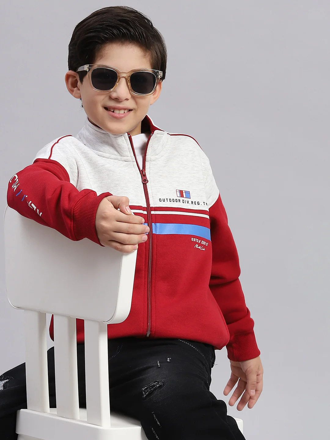 Boys Maroon Printed Stand Collar Full Sleeve Sweatshirt - Image 2