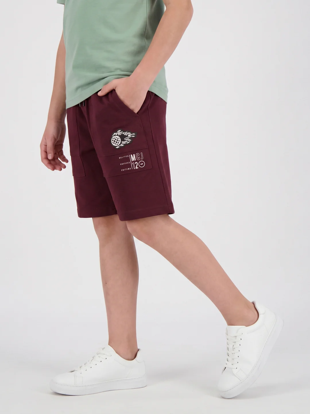 Boys Maroon Solid Regular Fit Shorts - Image 2
