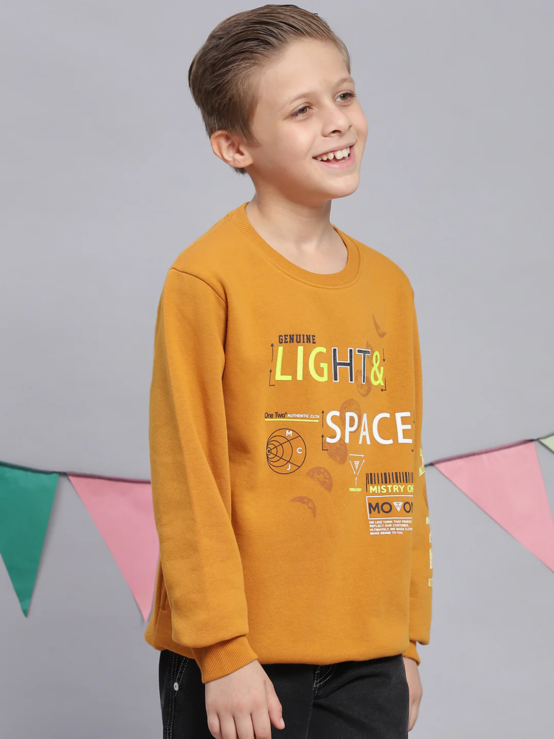Boys Mustard Printed Round Neck Full Sleeve Sweatshirt - Image 4