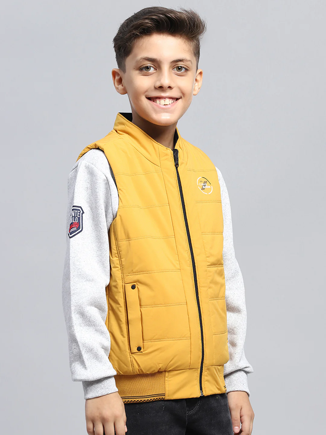 Boys Navy Blue & Mustard Solid Mock Neck Sleeveless Reversible Jacket - Image 4