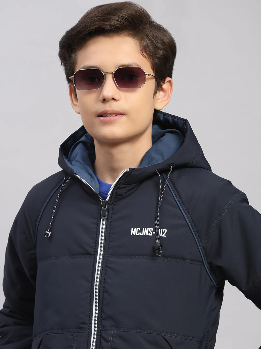 Boys Navy Blue Printed Hooded Full Sleeve Jacket - Image 7