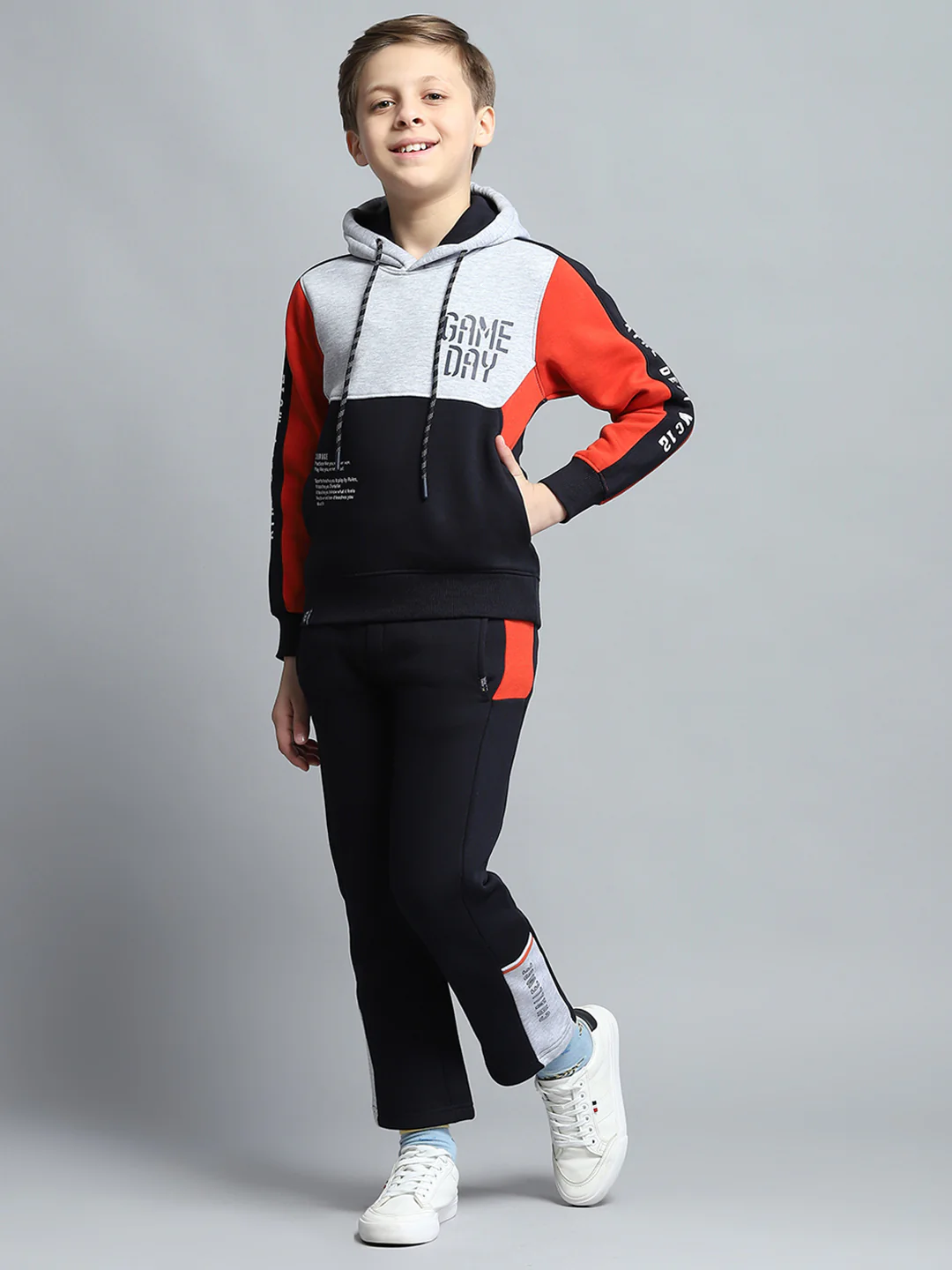 Boys Navy Blue Printed Hooded Full Sleeve Tracksuit - Image 3