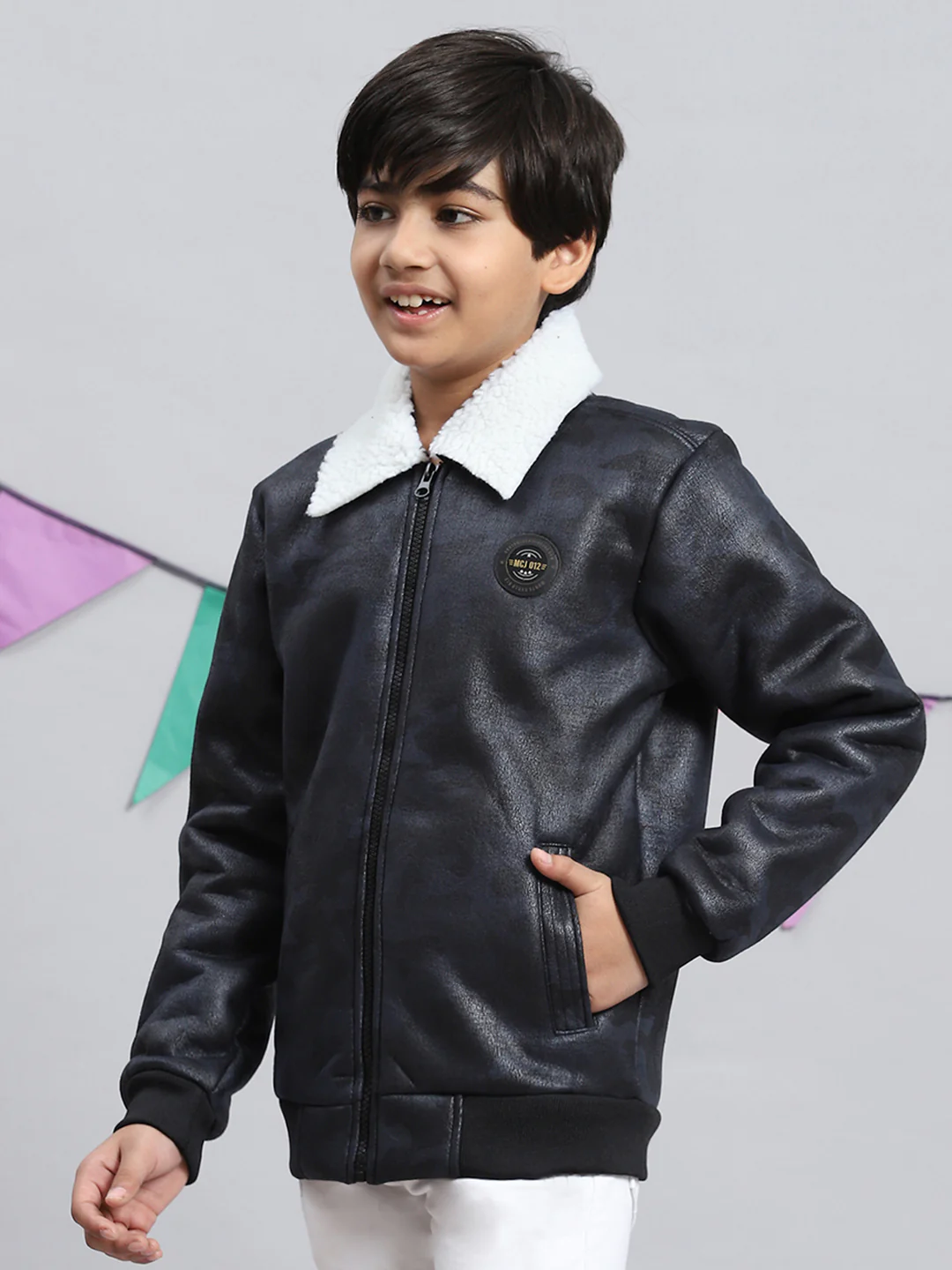 Boys Navy Blue Printed Jacket - Image 3