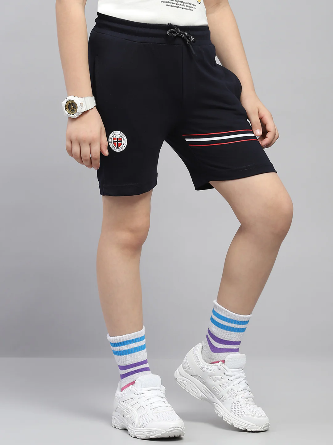 Boys Navy Blue Printed Regular Fit Bermuda - Image 4