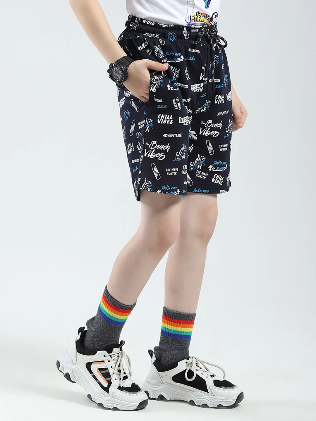 Boys Navy Blue Printed Regular Fit Bermuda - Image 4