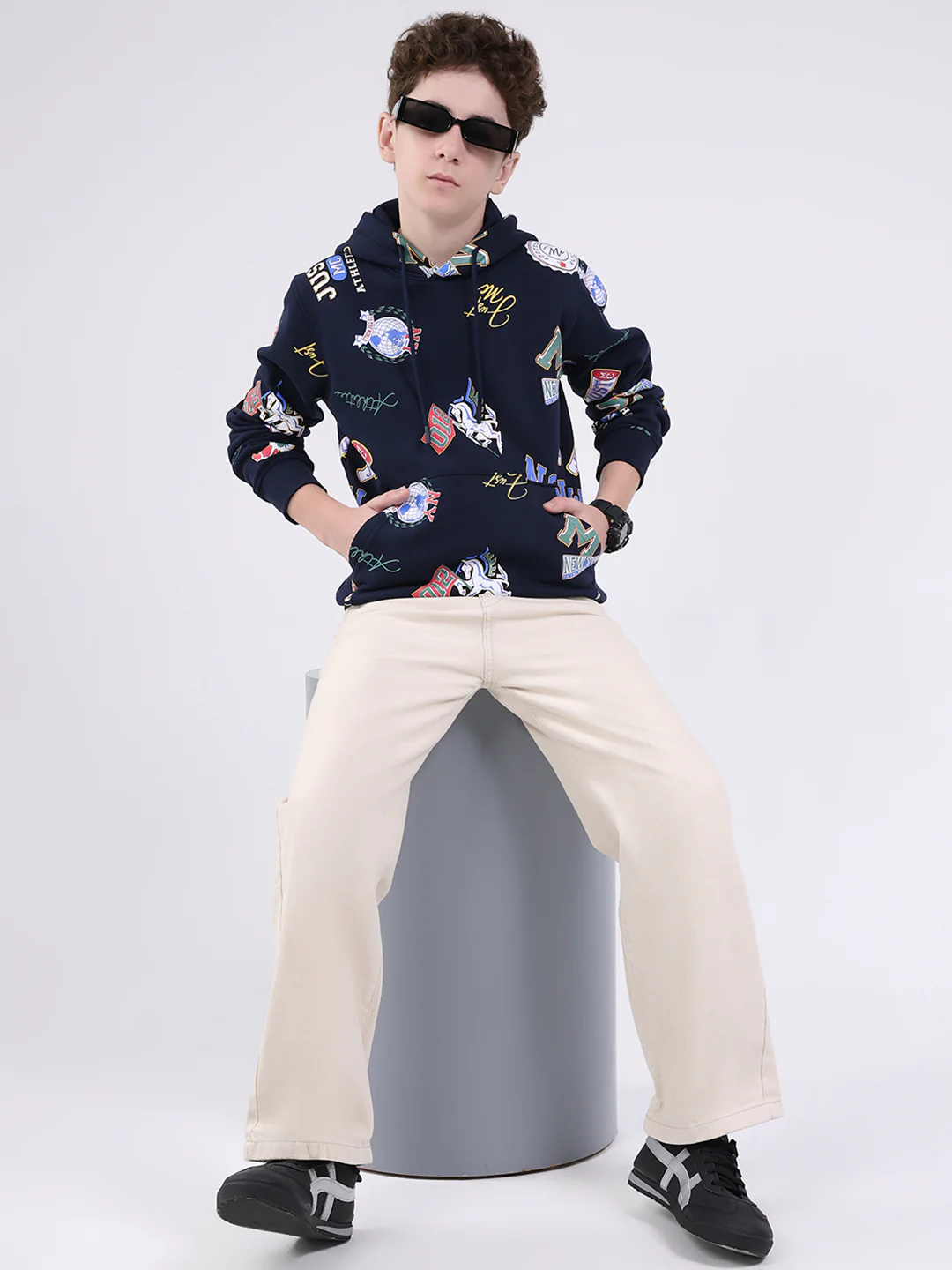Boys Navy Blue Printed Round Neck Full Sleeve Sweatshirt - Image 2
