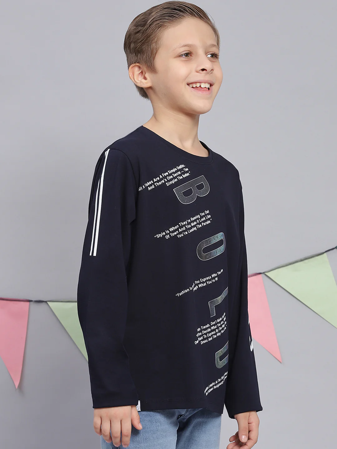 Boys Navy Blue Printed Round Neck Full Sleeve T-Shirts - Image 4