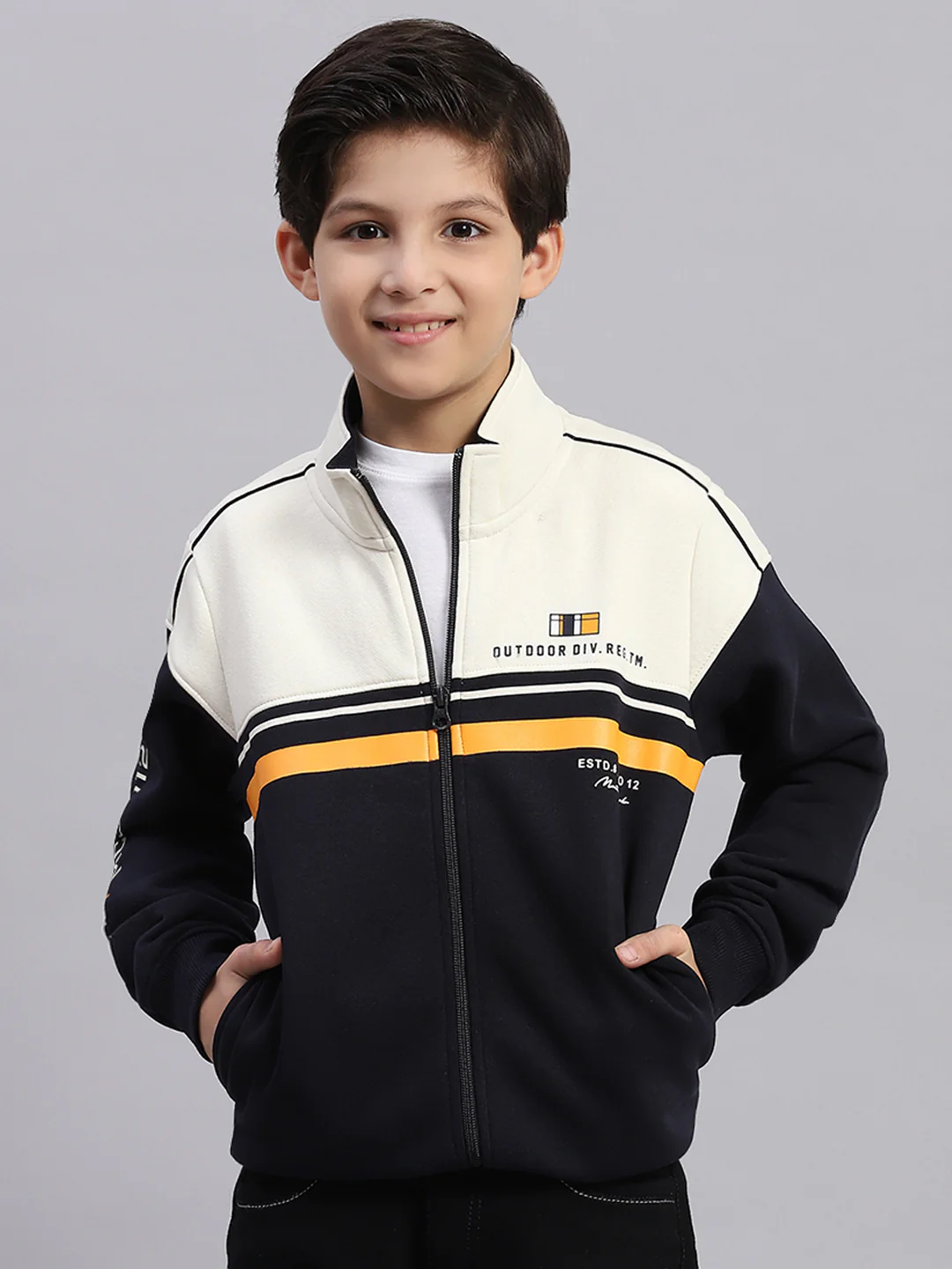 Boys Navy Blue Printed Stand Collar Full Sleeve Sweatshirt - Image 2