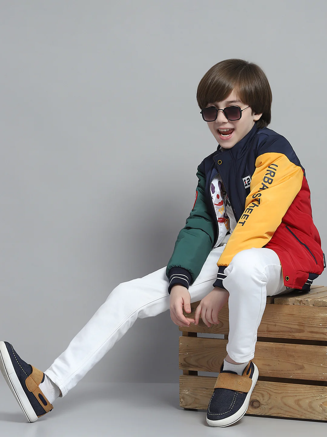 Boys Navy Blue & Red Solid Mock Neck Full Sleeve Reversible Jacket - Image 2