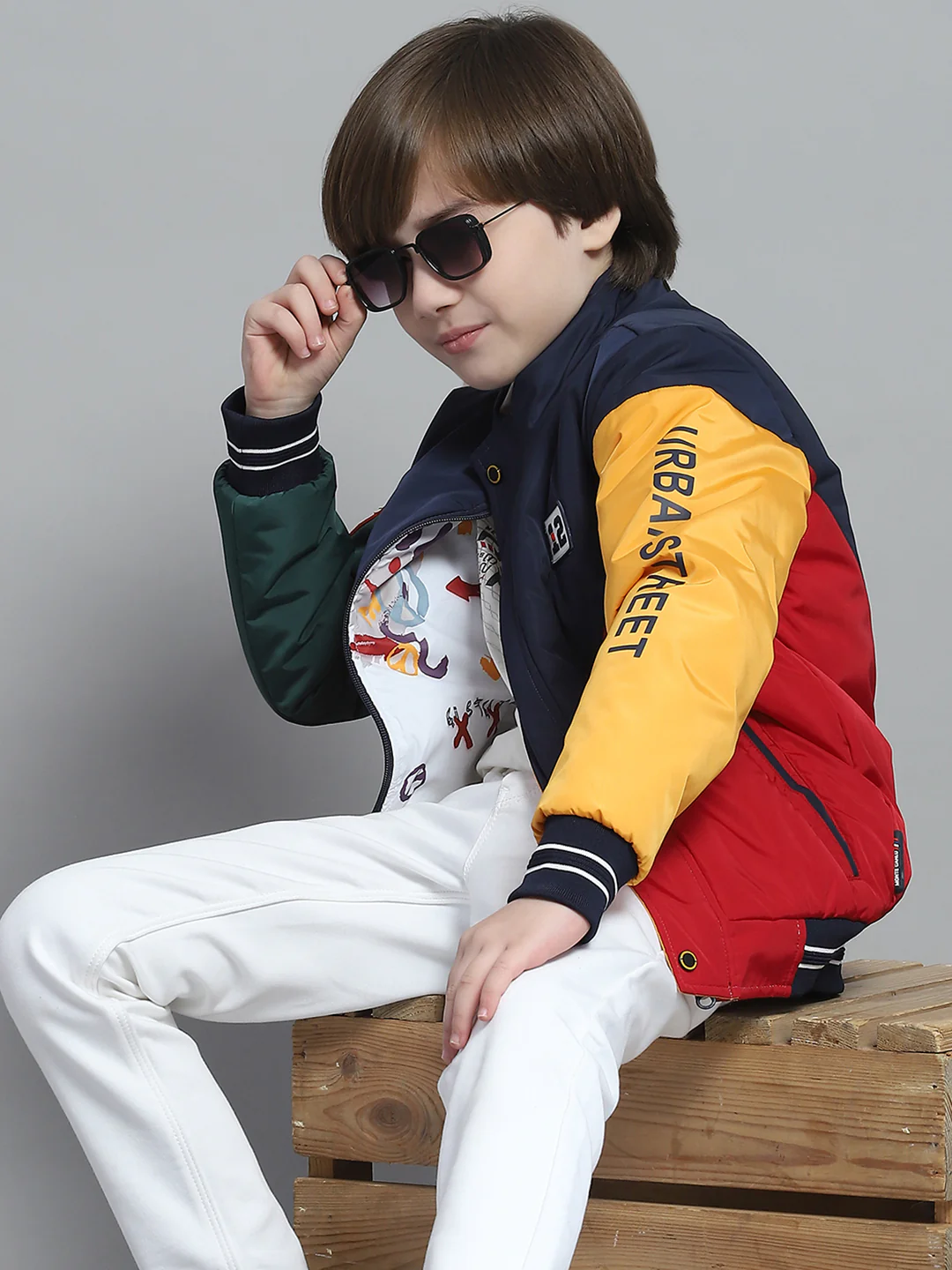 Boys Navy Blue & Red Solid Mock Neck Full Sleeve Reversible Jacket - Image 6