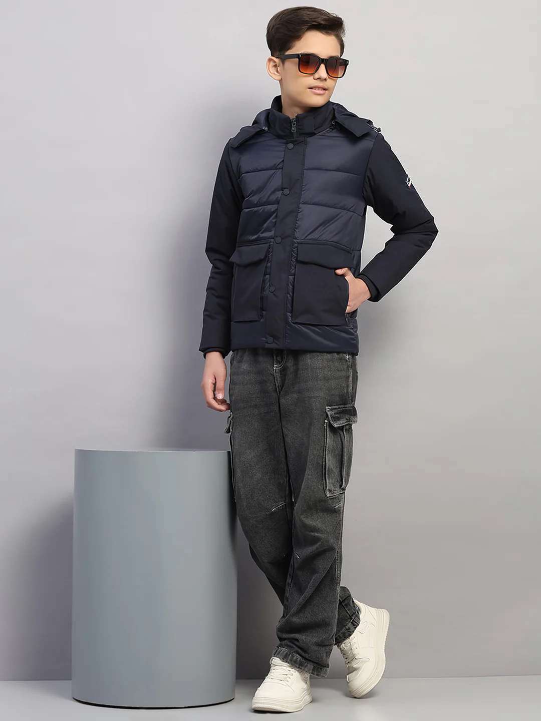 Boys Navy Blue Solid Hooded Full Sleeve Jacket - Image 2