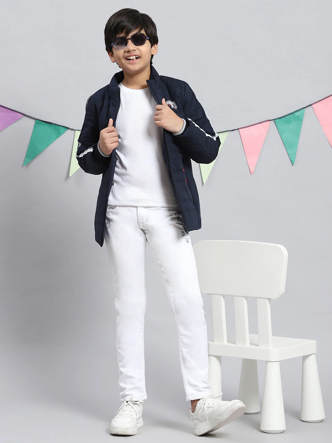 Boys Navy Blue Solid Jacket - Image 5