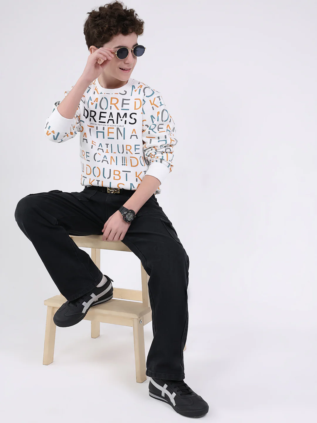Boys Off White Printed Round Neck Full Sleeve Sweatshirt - Image 2
