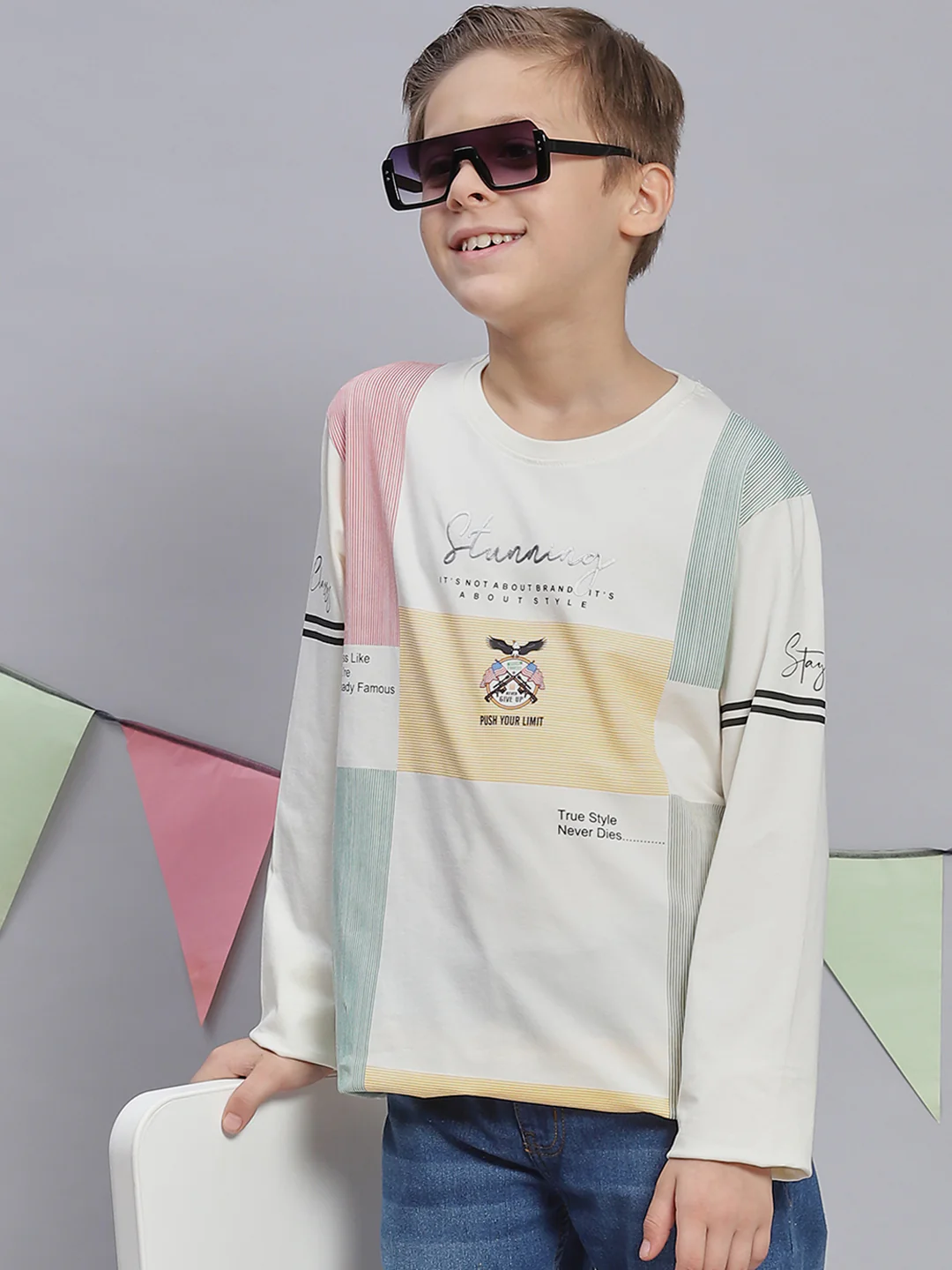 Boys Off White Printed Round Neck Full Sleeve T-Shirts - Image 2
