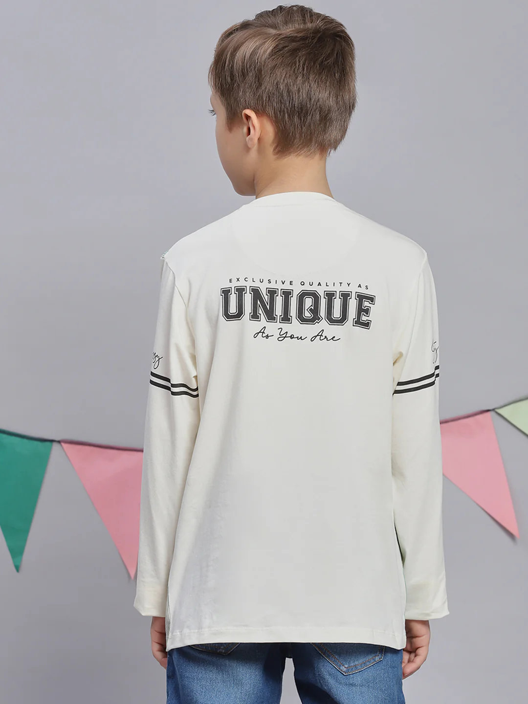 Boys Off White Printed Round Neck Full Sleeve T-Shirts - Image 5