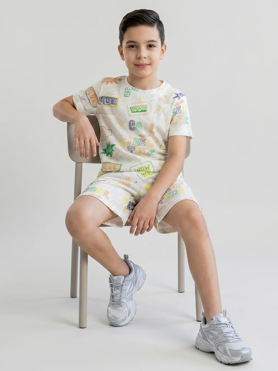 Boys Off White Printed Round Neck Half Sleeve Cords Set - Image 5