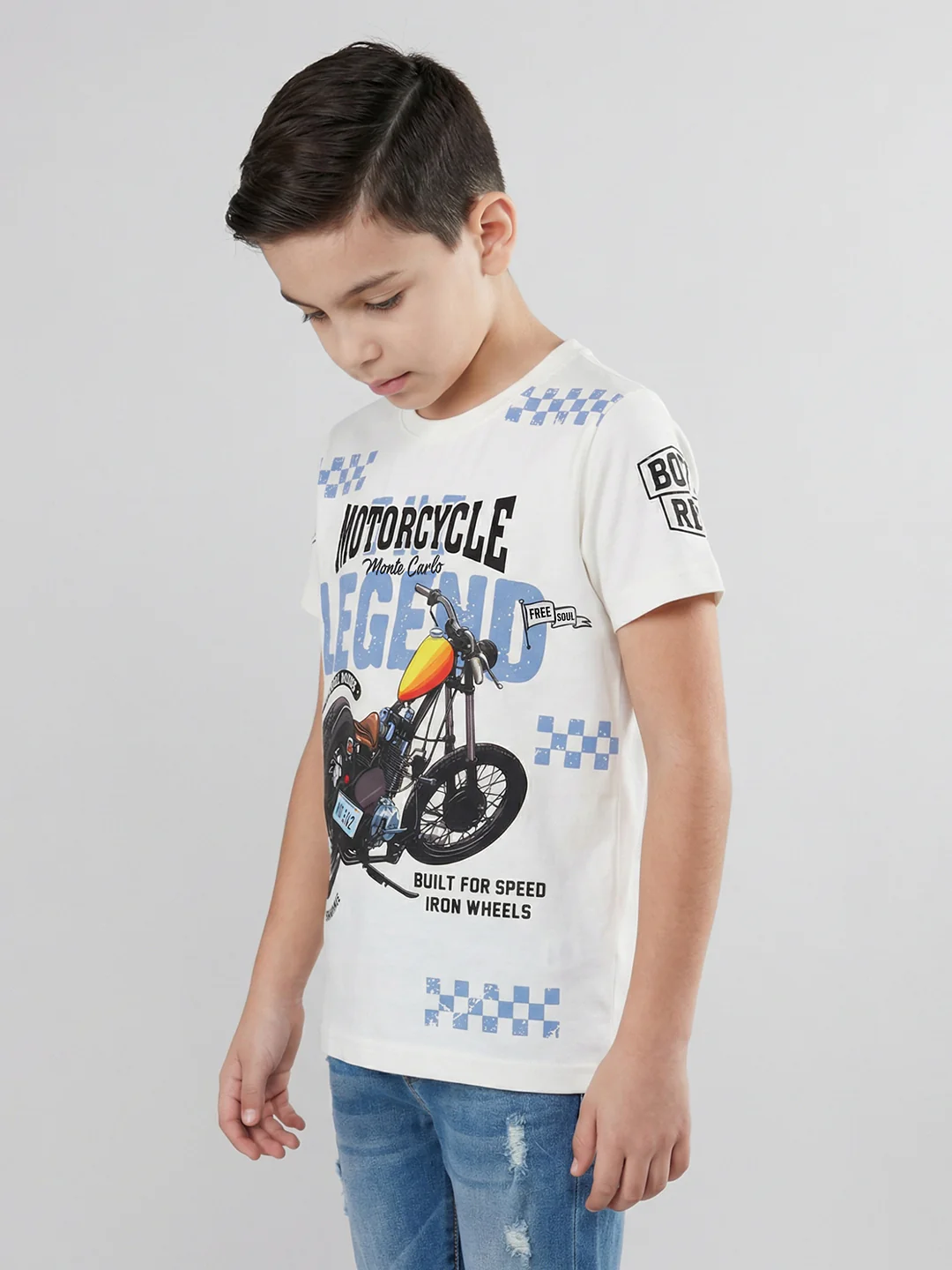 Boys Off White Printed Round Neck Half Sleeve T-Shirt - Image 2